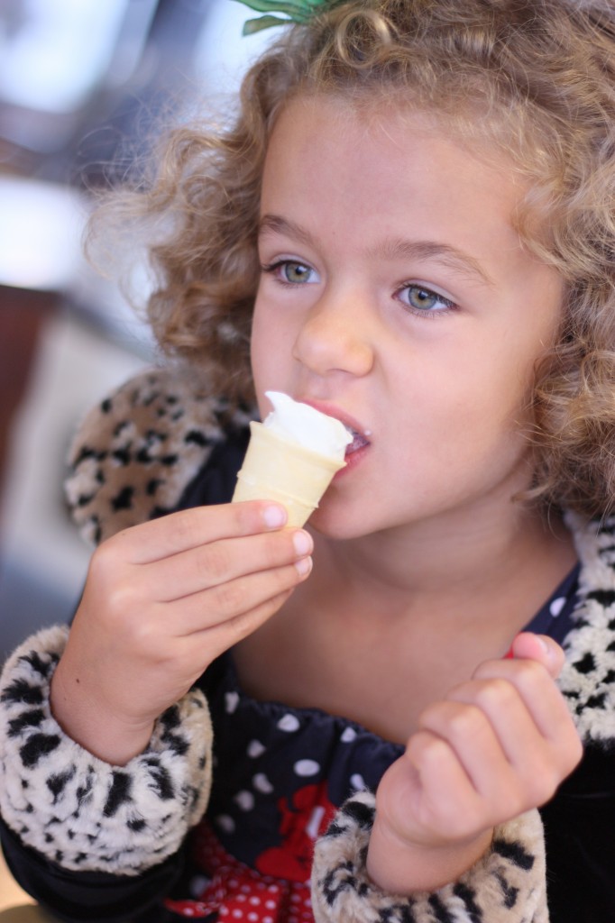 {7 tips for a smooth school routine} Give em ice cream, ha!