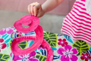 Watermelon Wind Spinner: Paper Plate Craft for Children *My kids would love this easy project. Saving this for summer break. Love the patriotic flag spinners too!