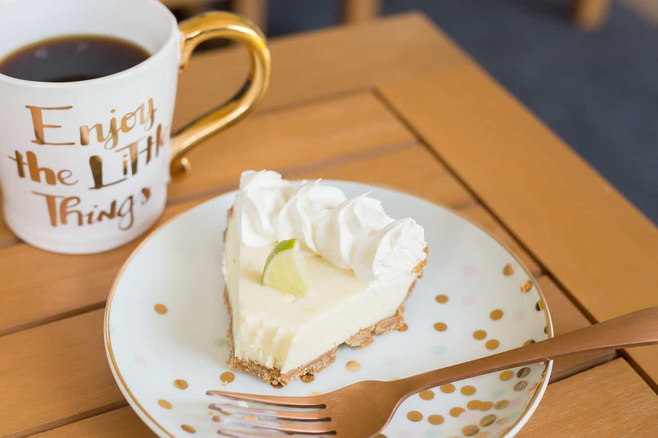 3 Things You Need for an Awesome Summer Book Swap *Love this book club idea. This Key Lime Pie looks amazing. 