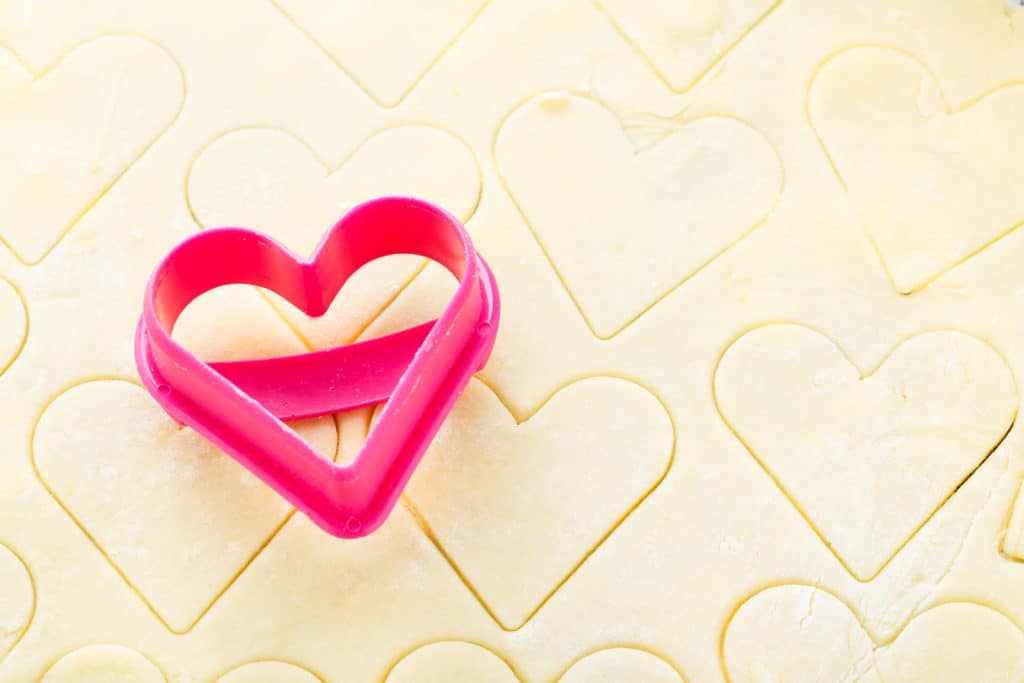 Valentine's Day cookies are a super simple way to tell your teen you love em. #cookies #valentines #parenting #modernparenting #teens Great list of EASY gift ideas for your kiddos.